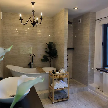 Dom Nad Jeziorem Komorowo